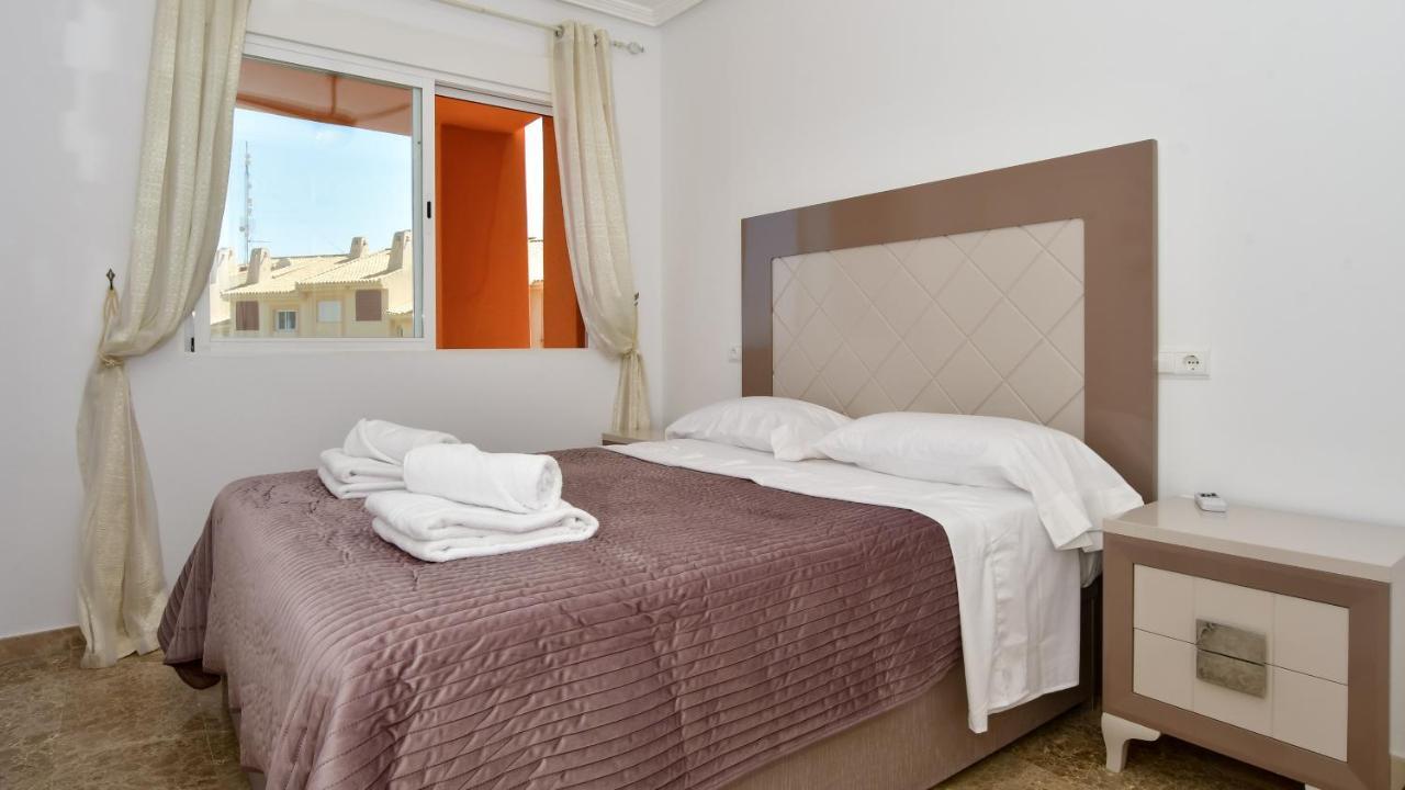 Apartamento Las Calitas II オリウエラ エクステリア 写真