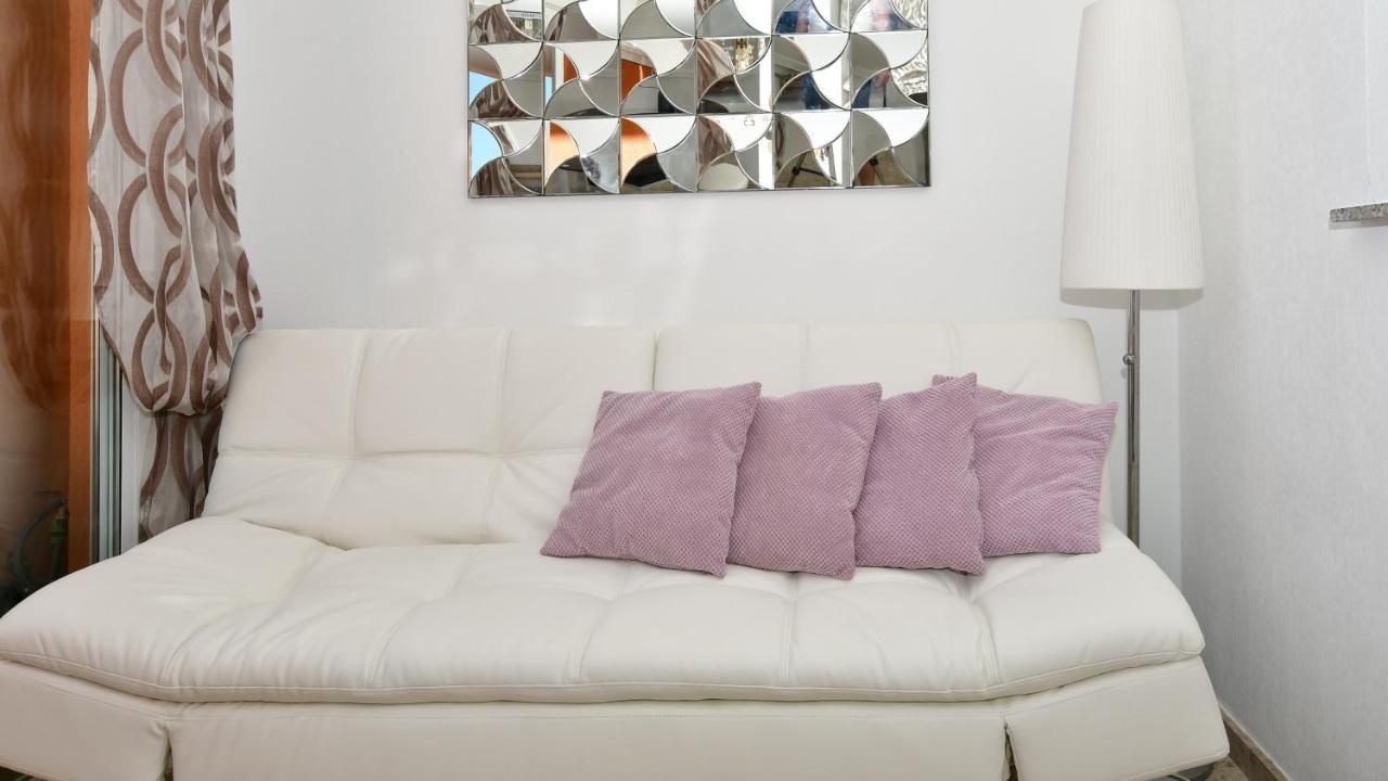 Apartamento Las Calitas II オリウエラ エクステリア 写真